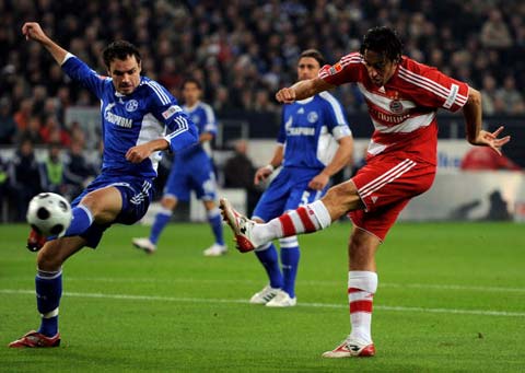 胁进攻的机 胁进攻的机