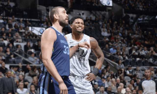 他与诺伊尔 他与诺伊尔